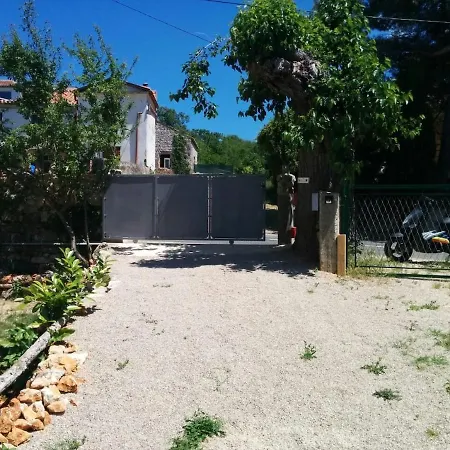 Διαμέρισμα Athos - Turm Krk *