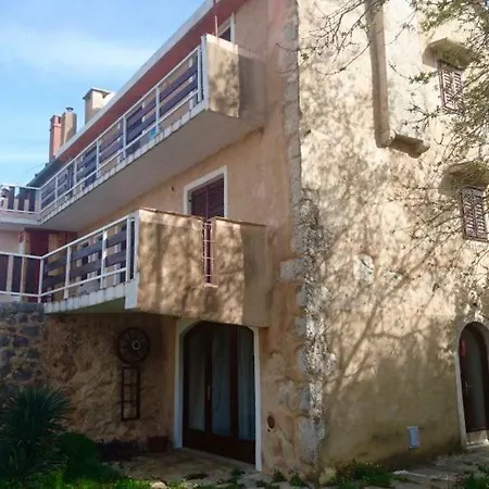 Athos - Turm Krk Apartament *