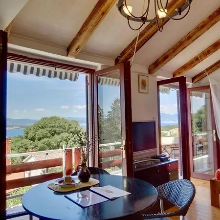 Apartament Athos - Turm Krk Malinska