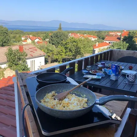 Athos - Turm Krk Apartament *